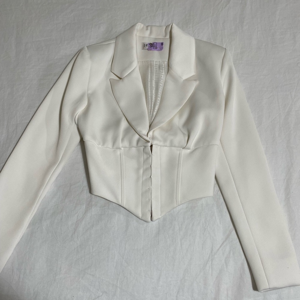 ✨ “Isobel” House of CB Blazer Top ✨ FIRM PRICE